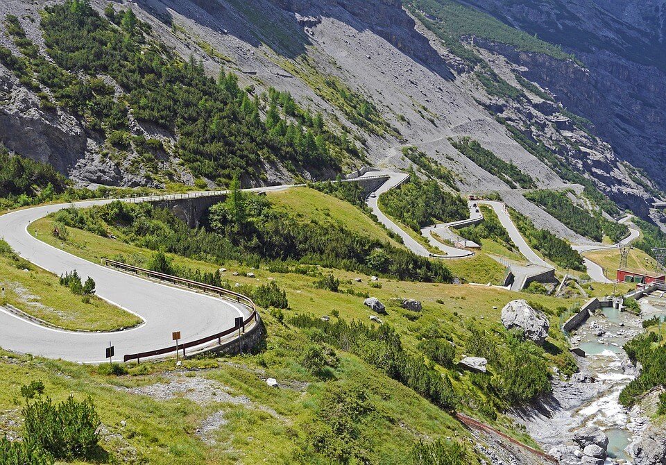 italy stelvio pass