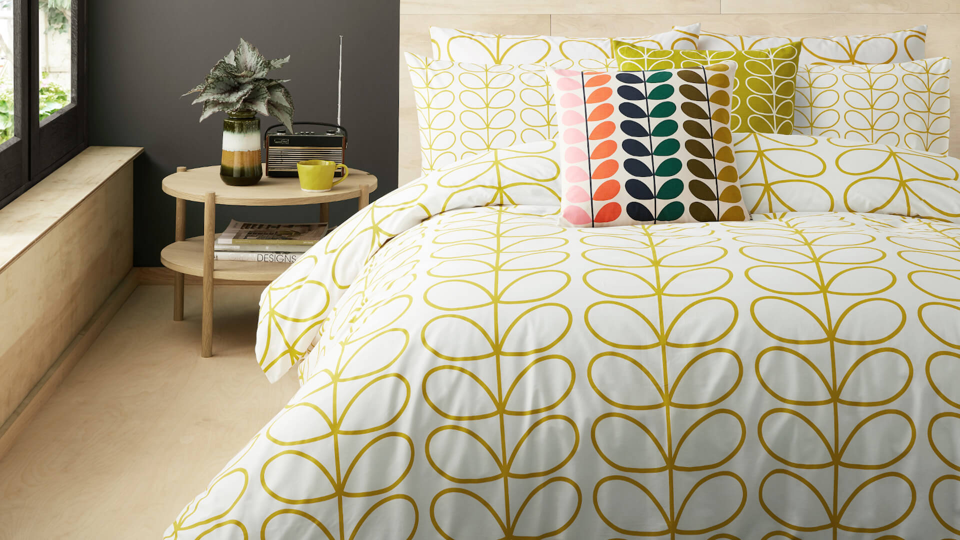 Orla Kiely, Linear Stem Bedlinen- from £45