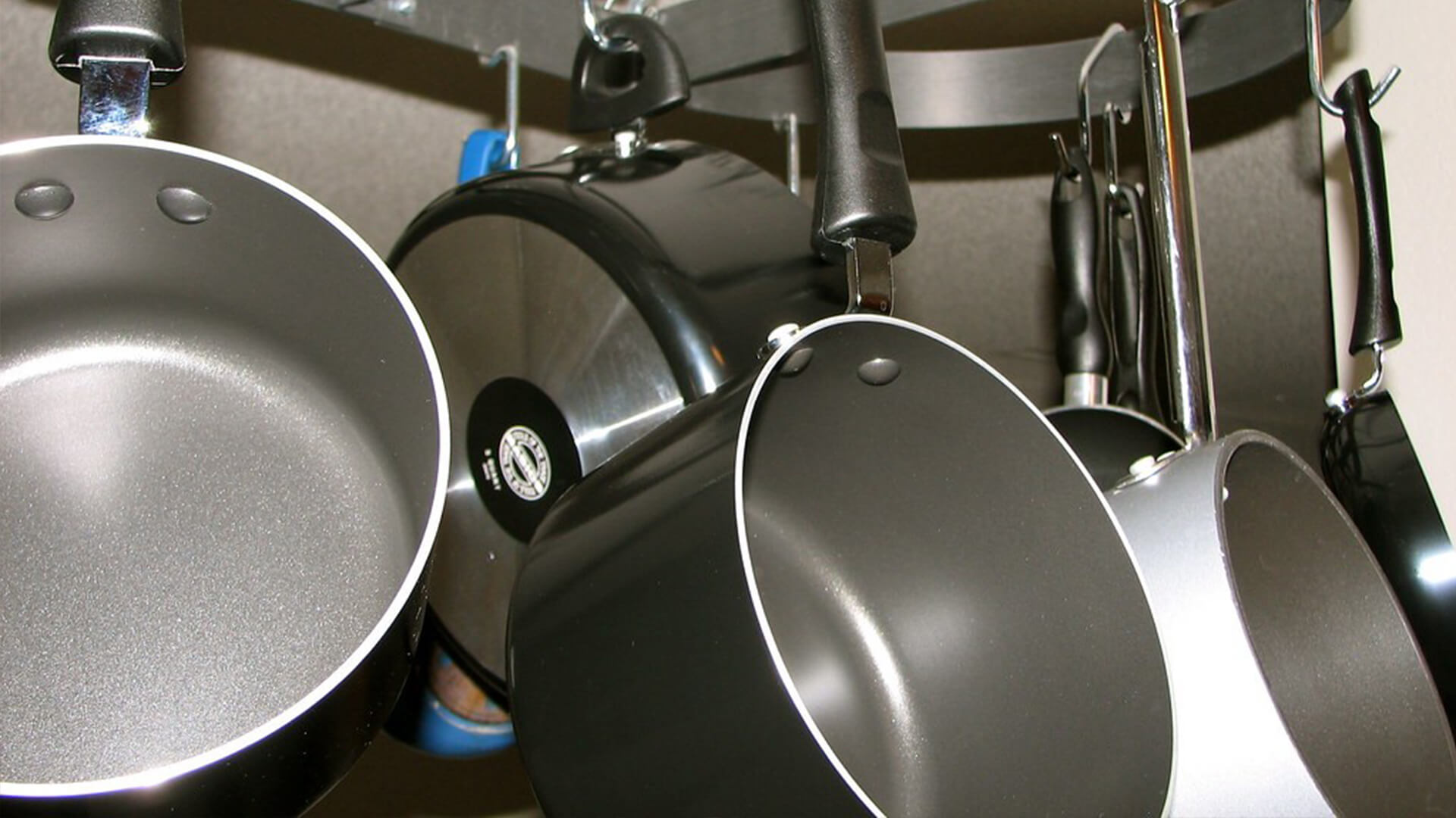 hanging pans