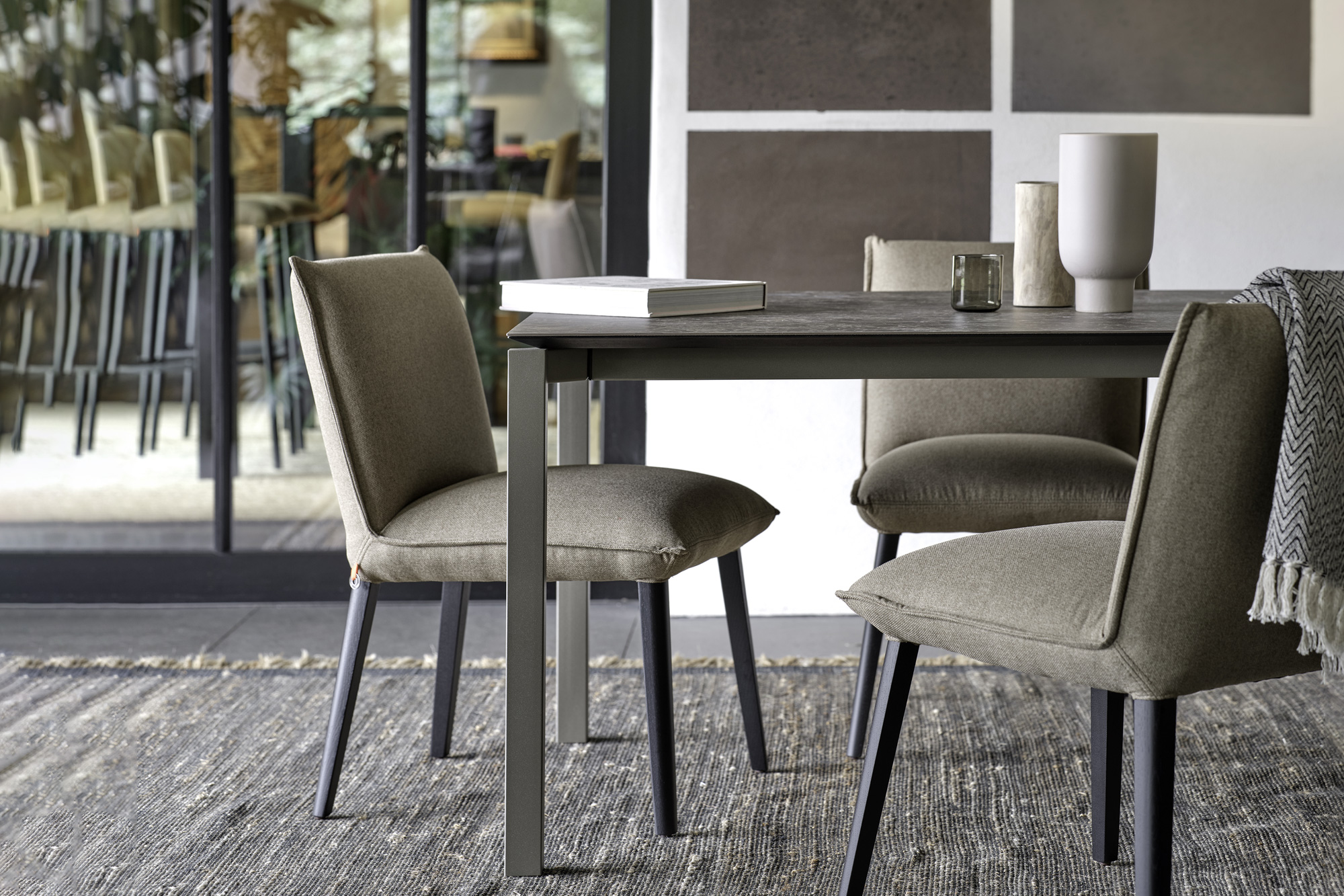 Photo inspiration: Picture Idea: Latest Trends In Multi Functional Furniture For Small Homes