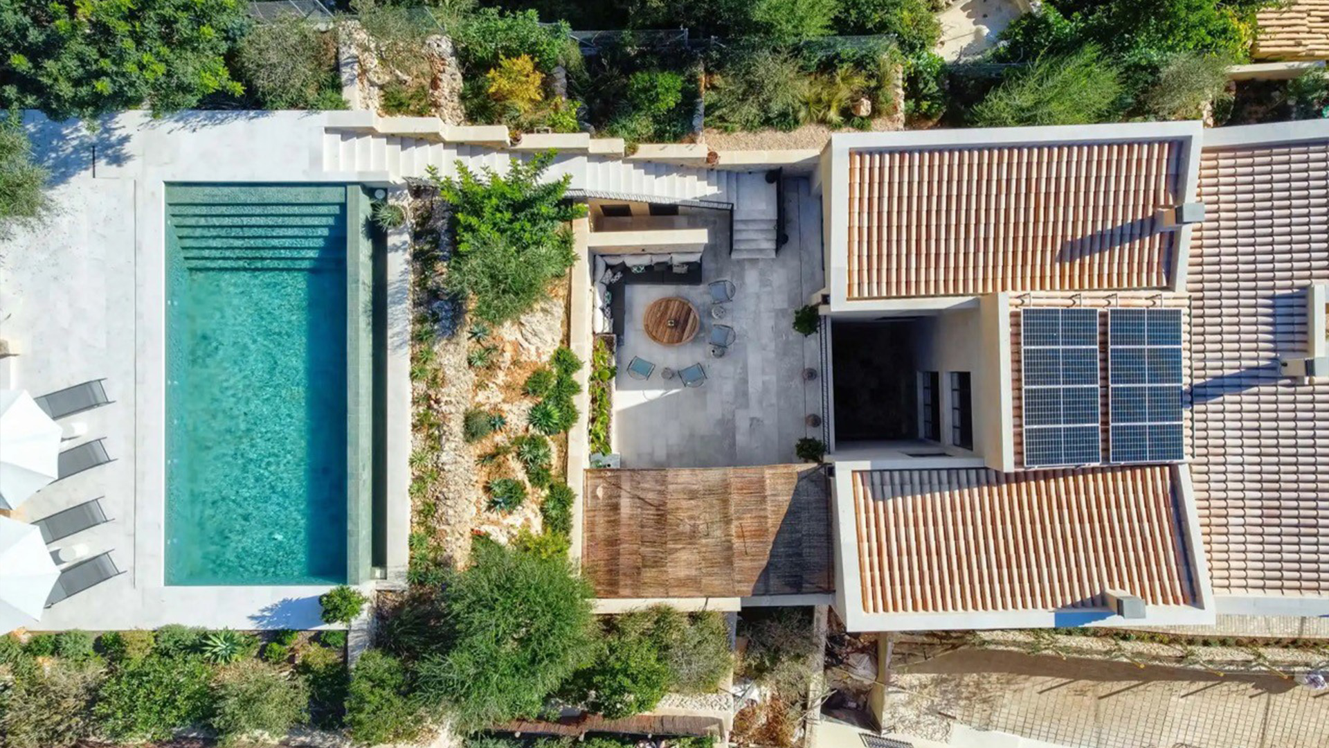 Coertze & Clacher - LUXlife article image 3