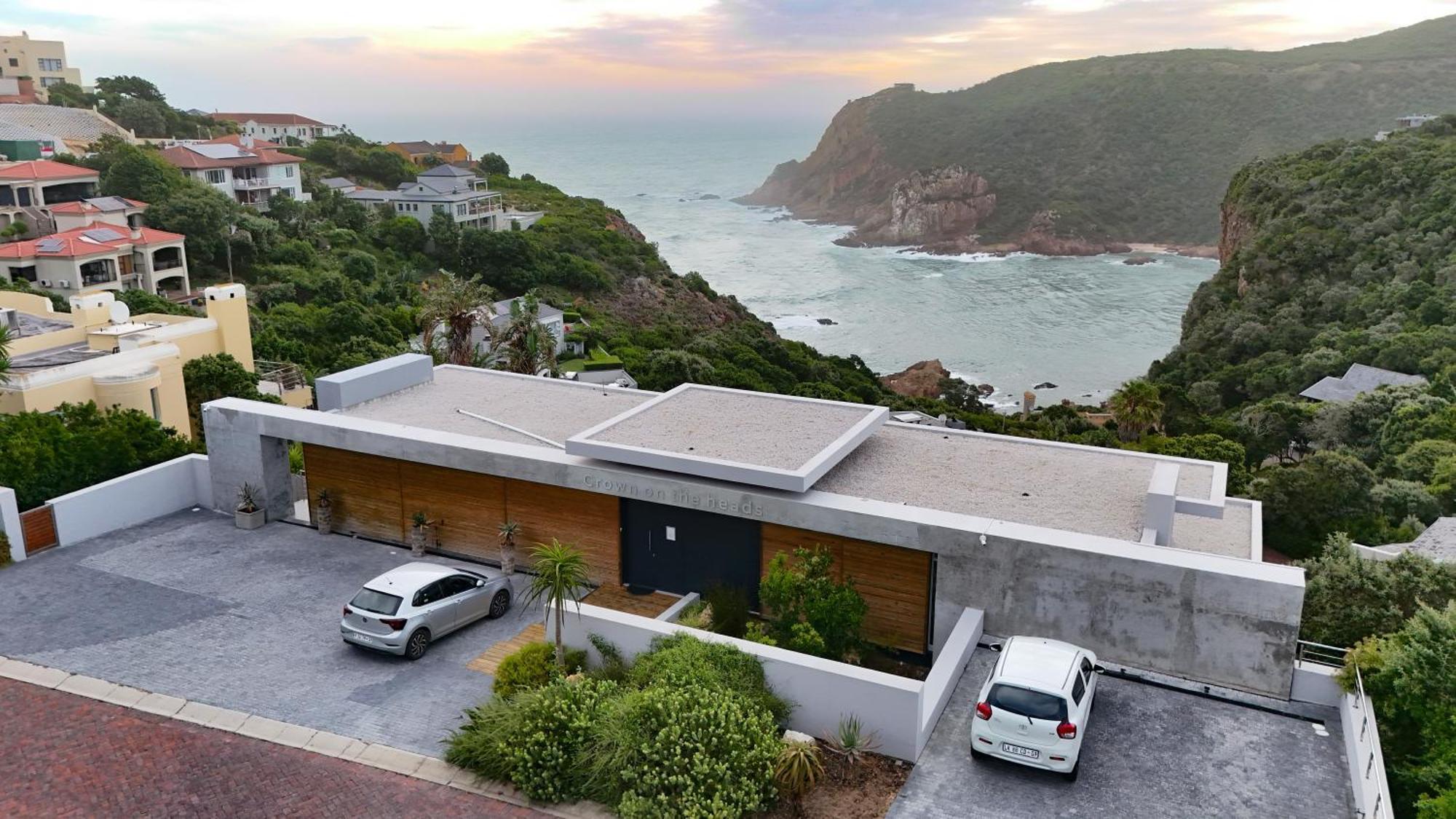 Winner small image - Crown on The Heads