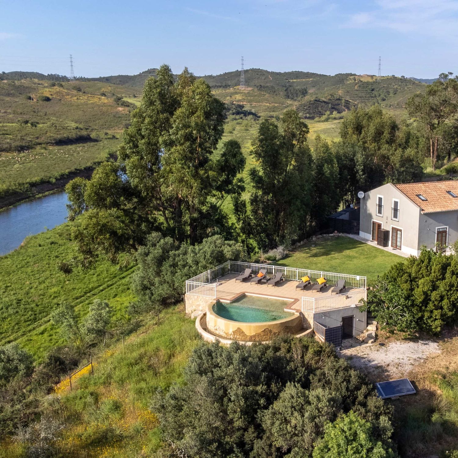 Winner small image - Figs On The Funcho