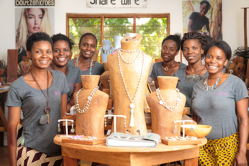 Winner small image - Mulberry Mongoose