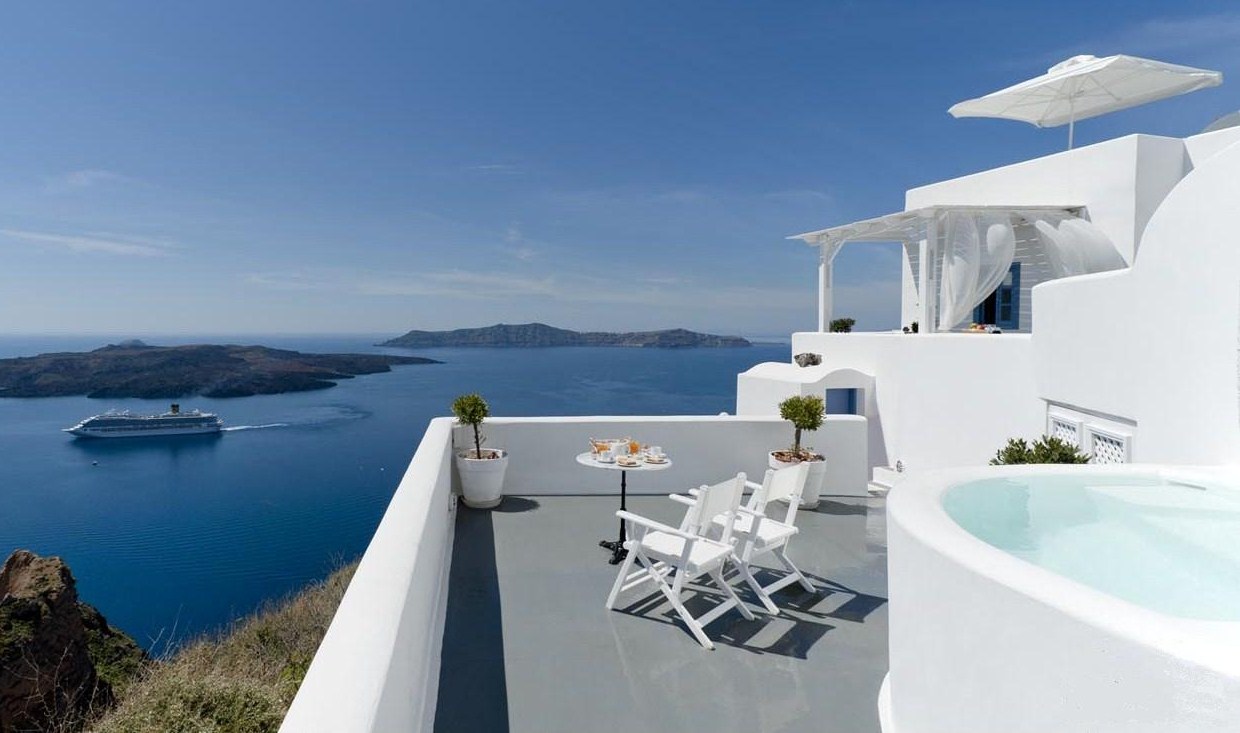 Winner small image - Kamares Apartments