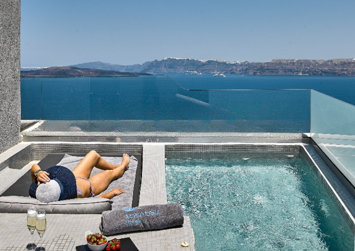 Winner small image - Acroterra Rosa