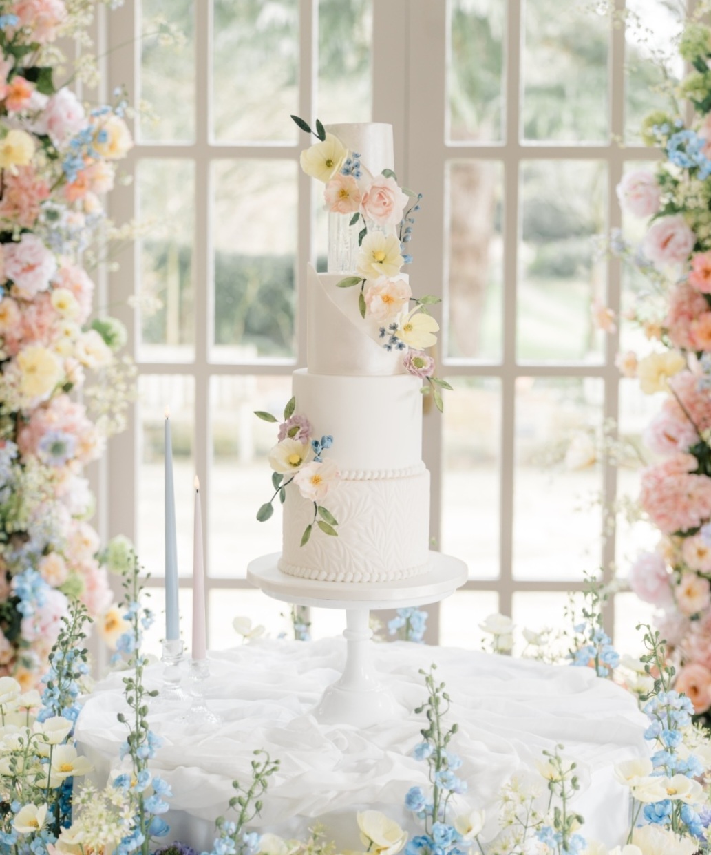 Winner small image - Pretty Petal Cake Co