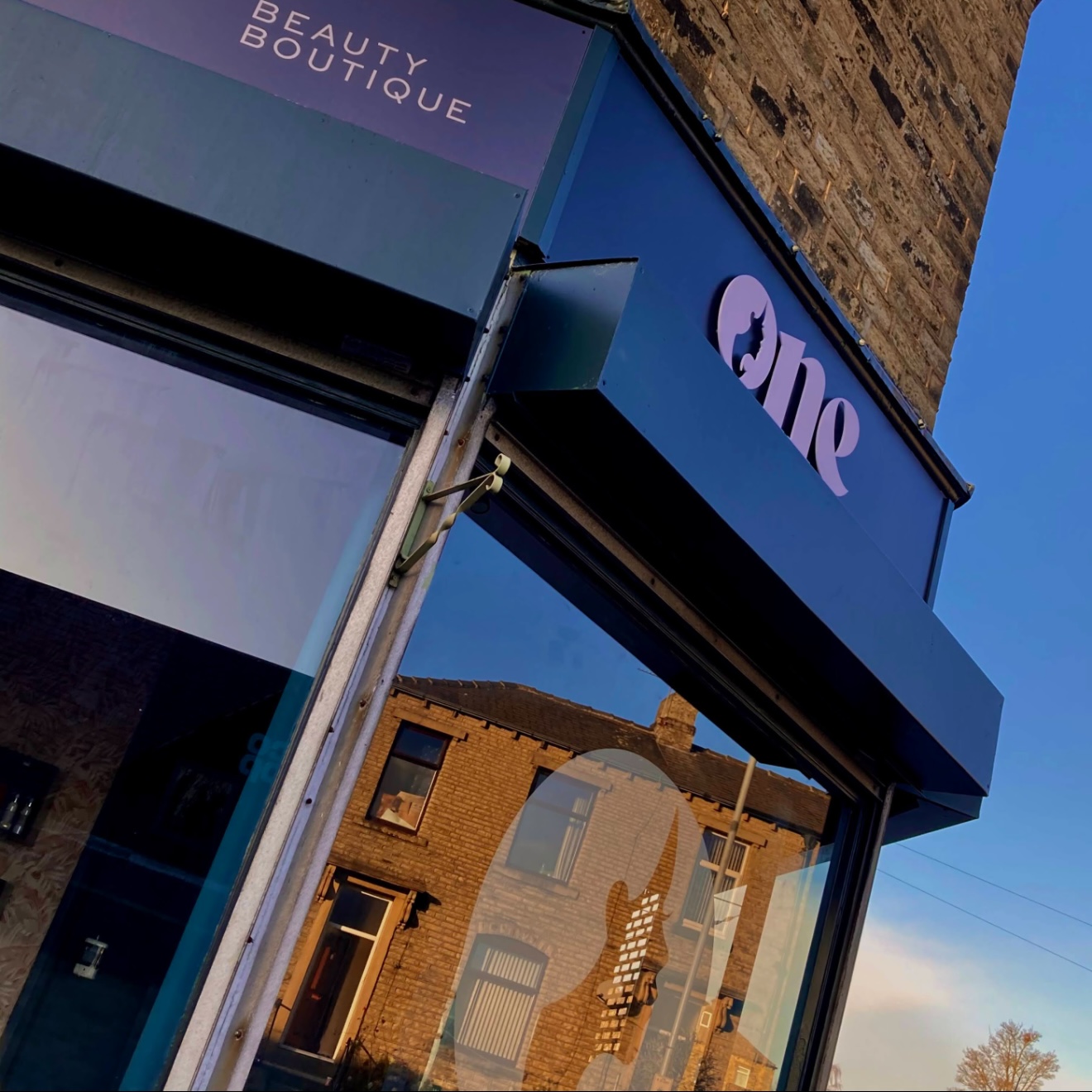 Winner small image - One Beauty Boutique