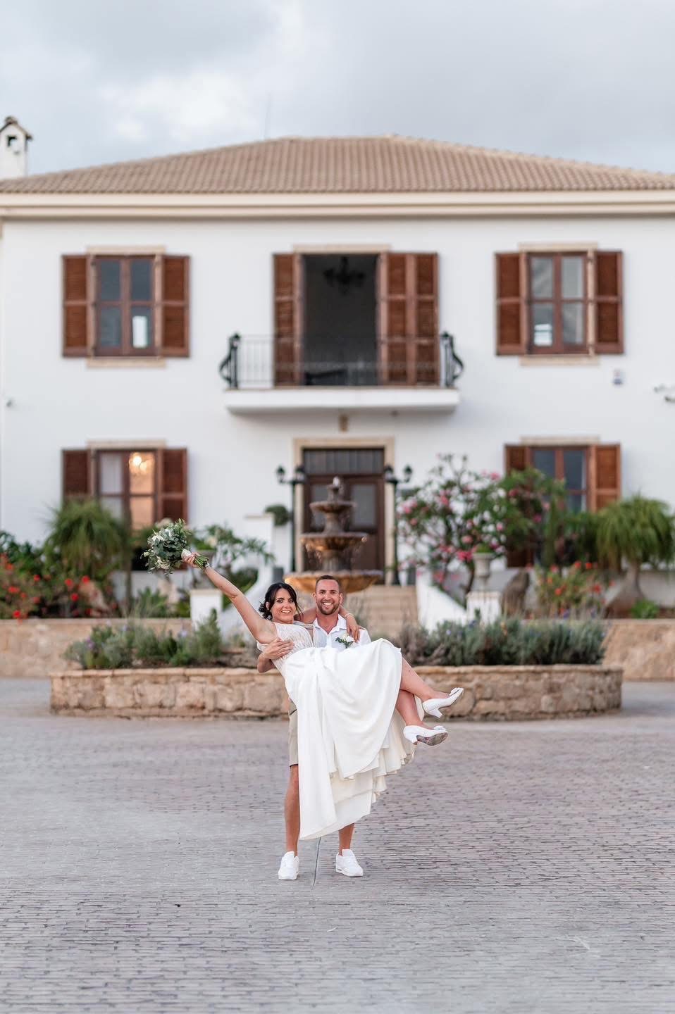 Winner small image - Marry Me Cyprus Wedding Planning