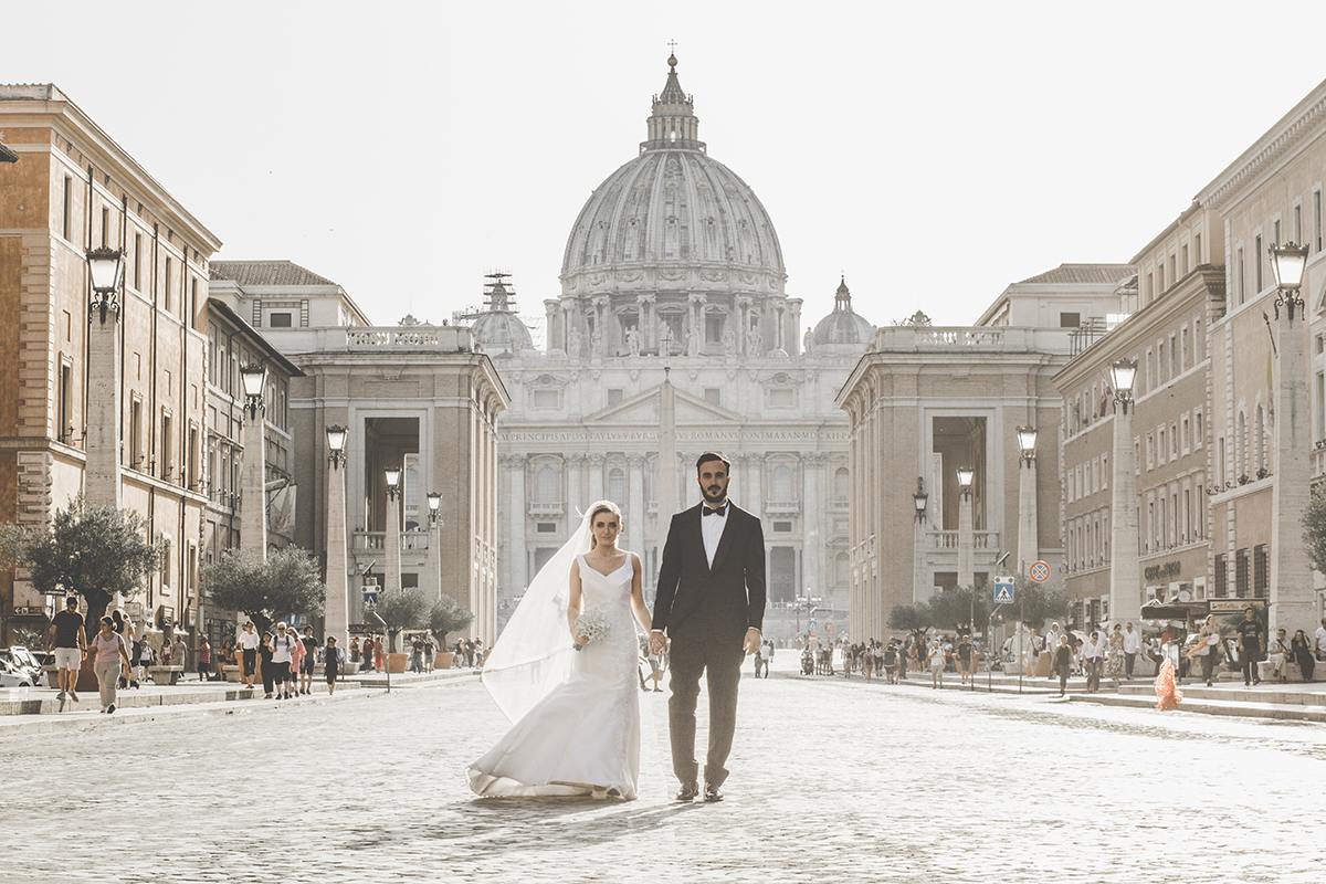 Winner small image - 2 Wed In Rome