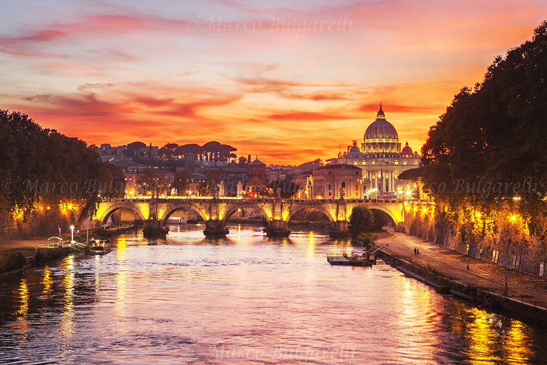 Winner small image - Travel Photo Tours In Rome