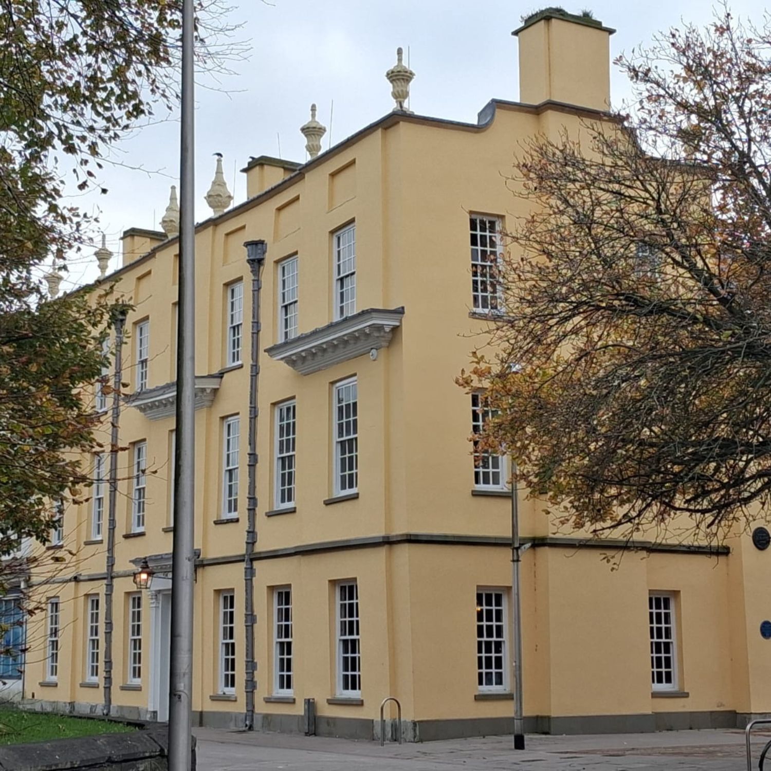 Winner small image - Llanelly House