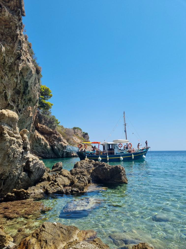 Winner small image - East Attica Cruises
