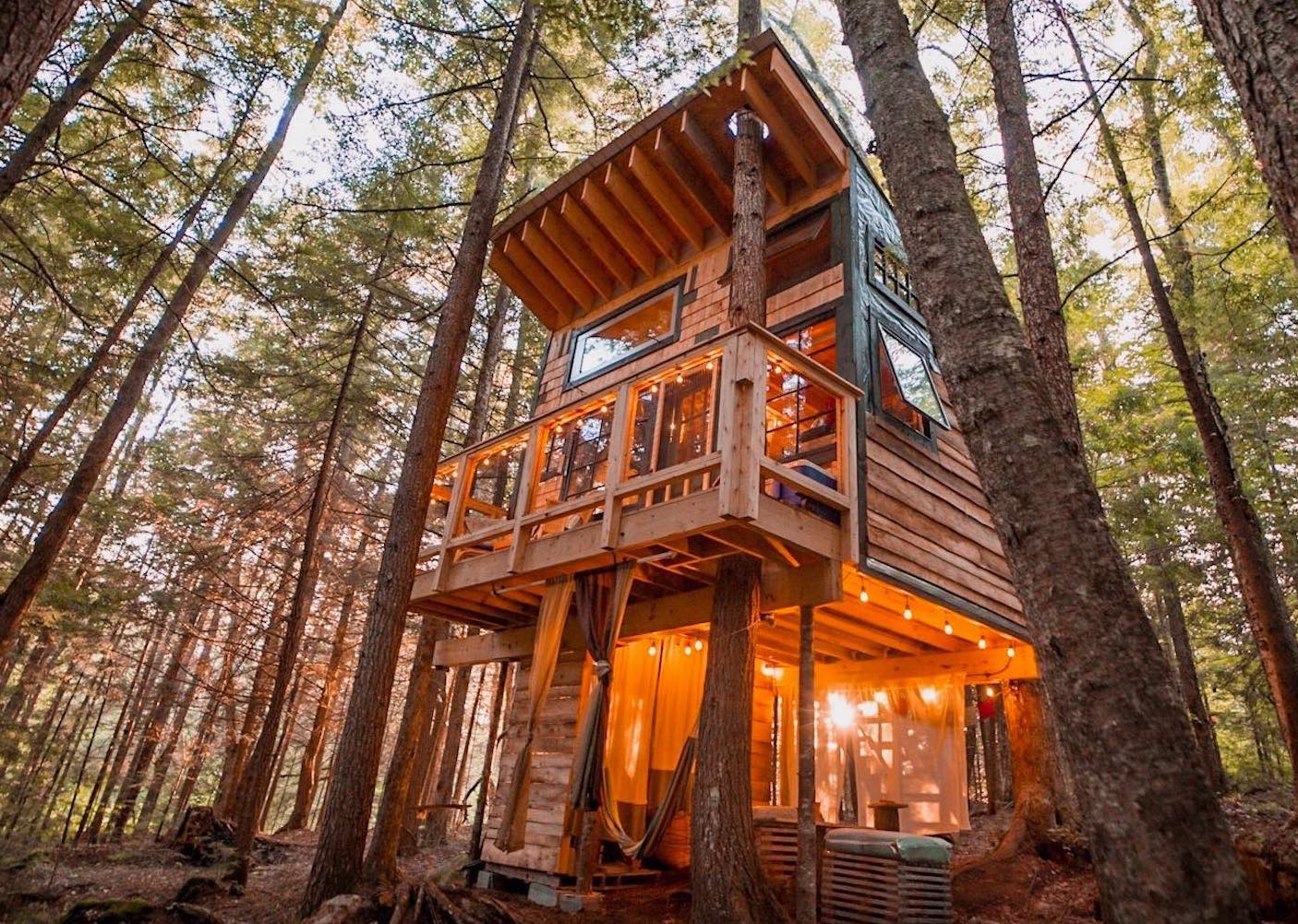 Winner small image - Stone City Treehouse
